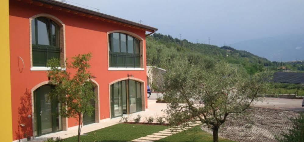Agriturismo Camparella Pastrengo Kültér fotó